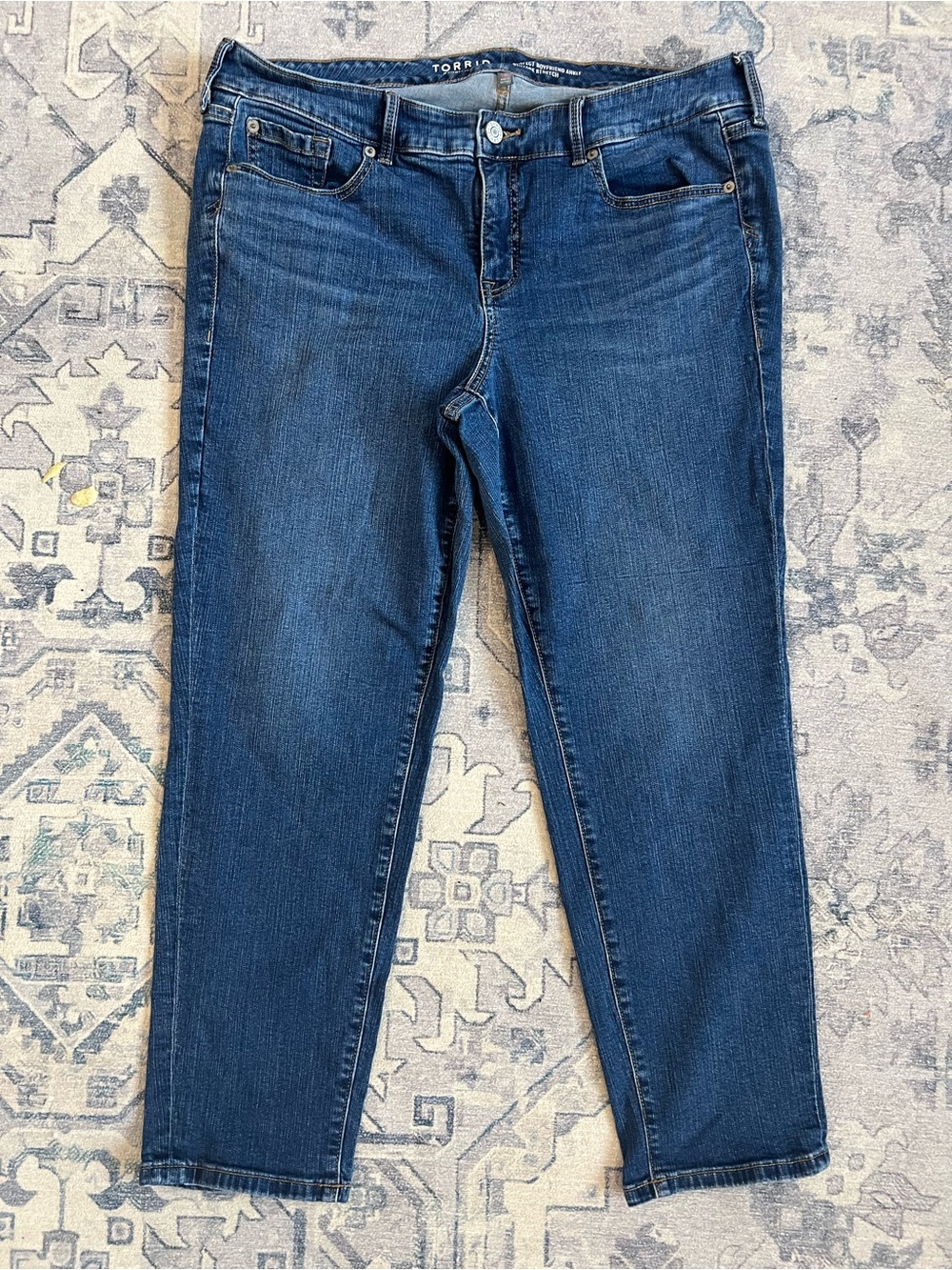 Torrid Perfect Boyfriend Ankle Jeans Size 16R Medium Wash Stretch Denim